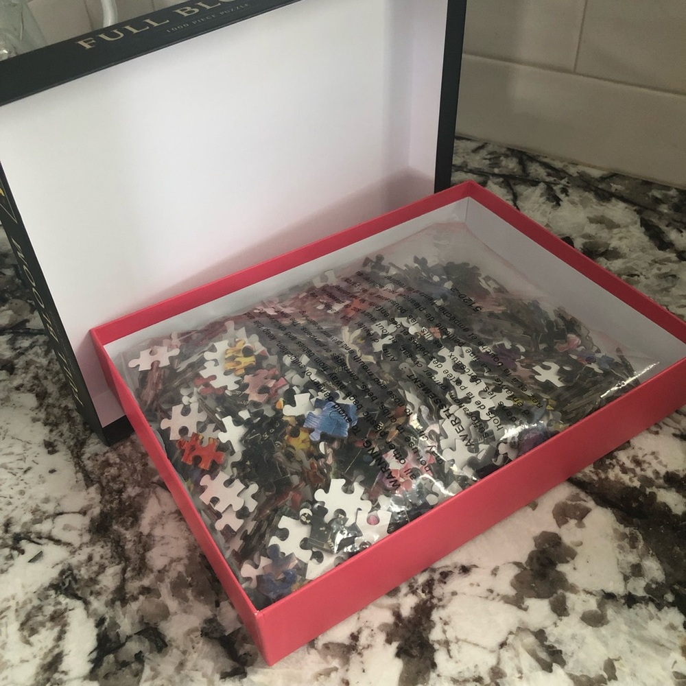 Spring Map of the World “Full Bloom” 1000-Piece Puzzle NWT - Picture 5 of 7